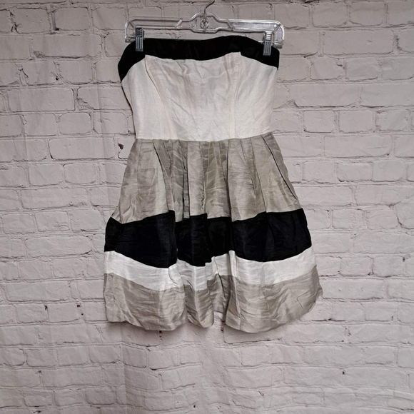 🧡𝅺BEBE Striped Silk/Linen Blend Strapless Dress - Picture 1 of 5